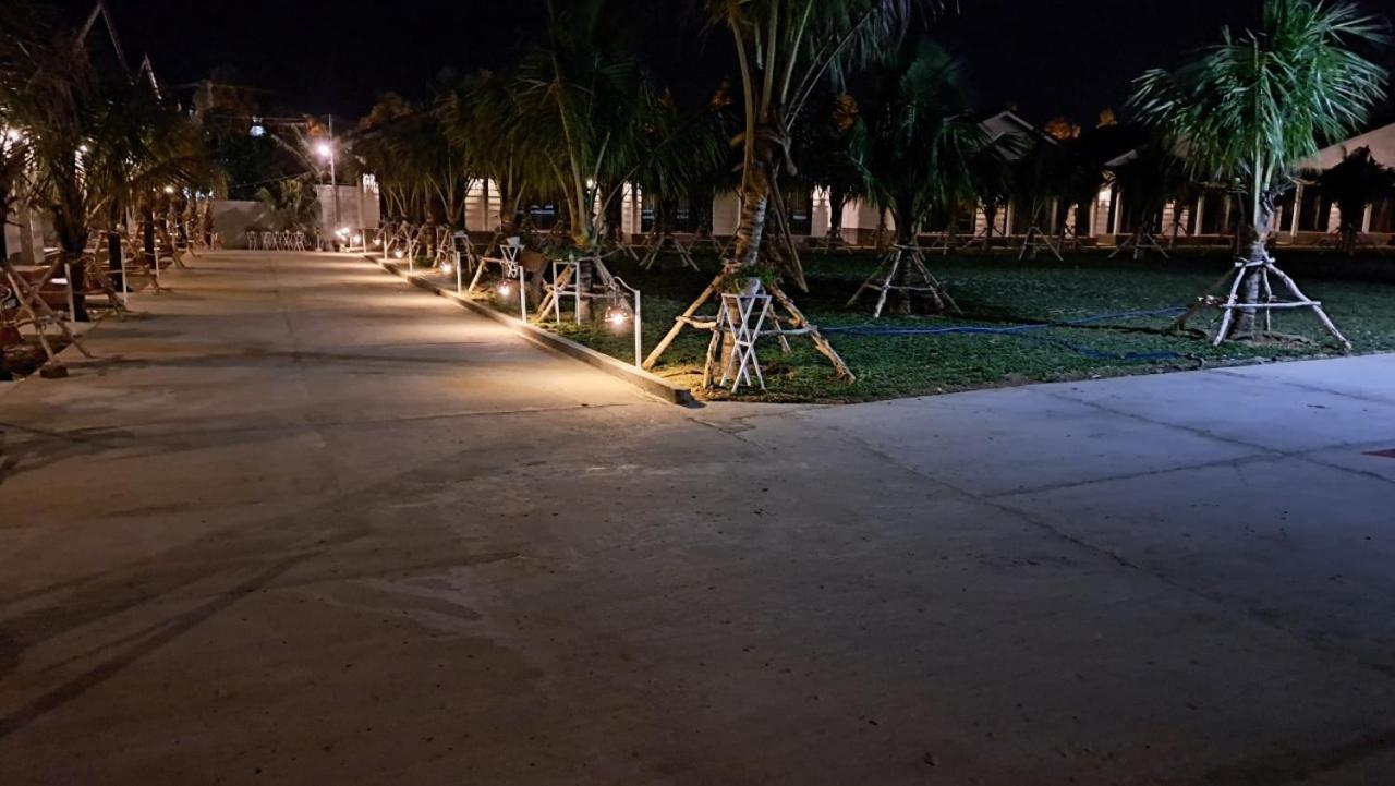 โรงแรม คอนคลอร์ คอนตัม Kon Tum ภายนอก รูปภาพ